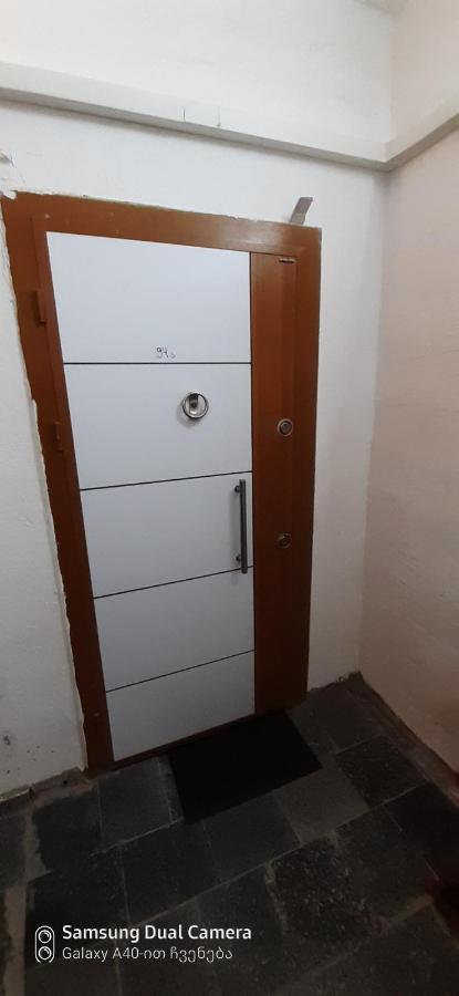 Parkside Apartament Daire Batum Dış mekan fotoğraf