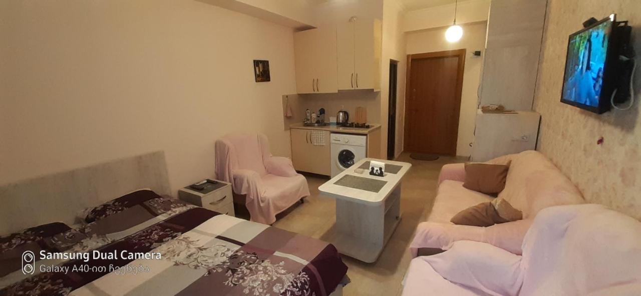 Parkside Apartament Daire Batum Dış mekan fotoğraf